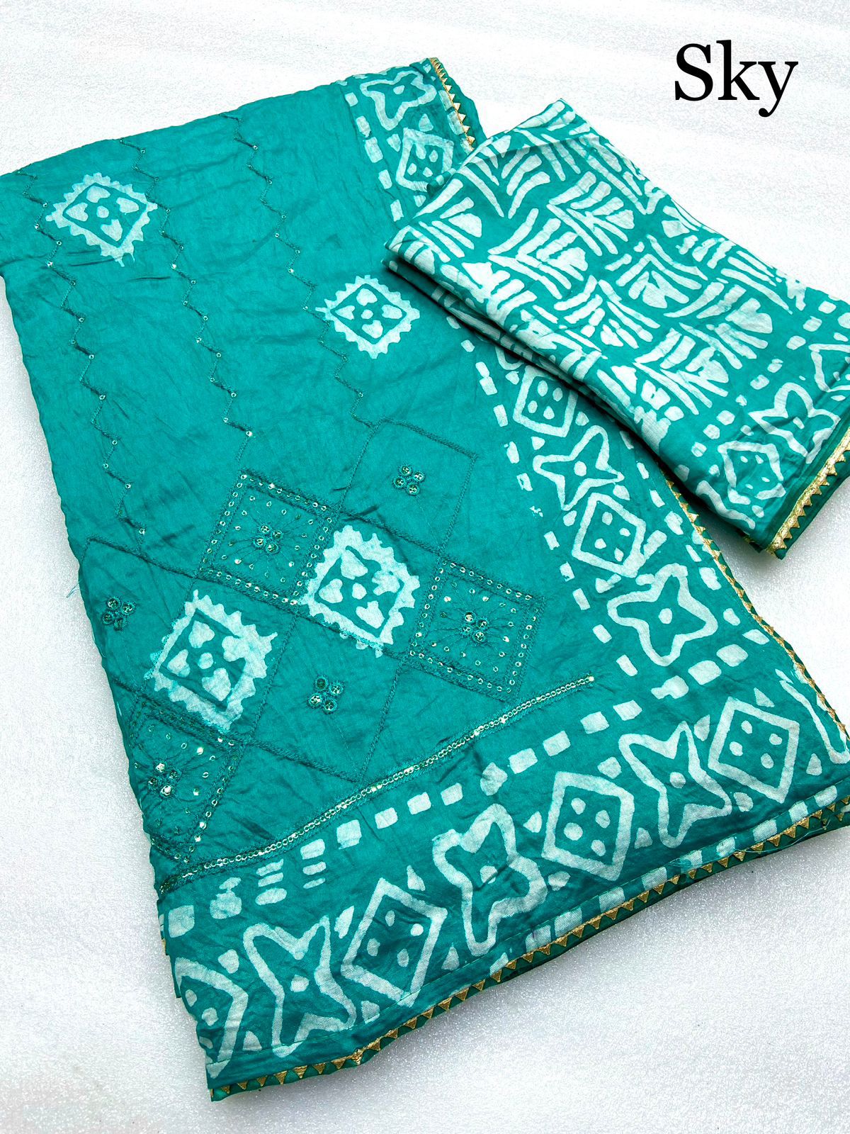 Batik Print Cotton Saree with Unstitched