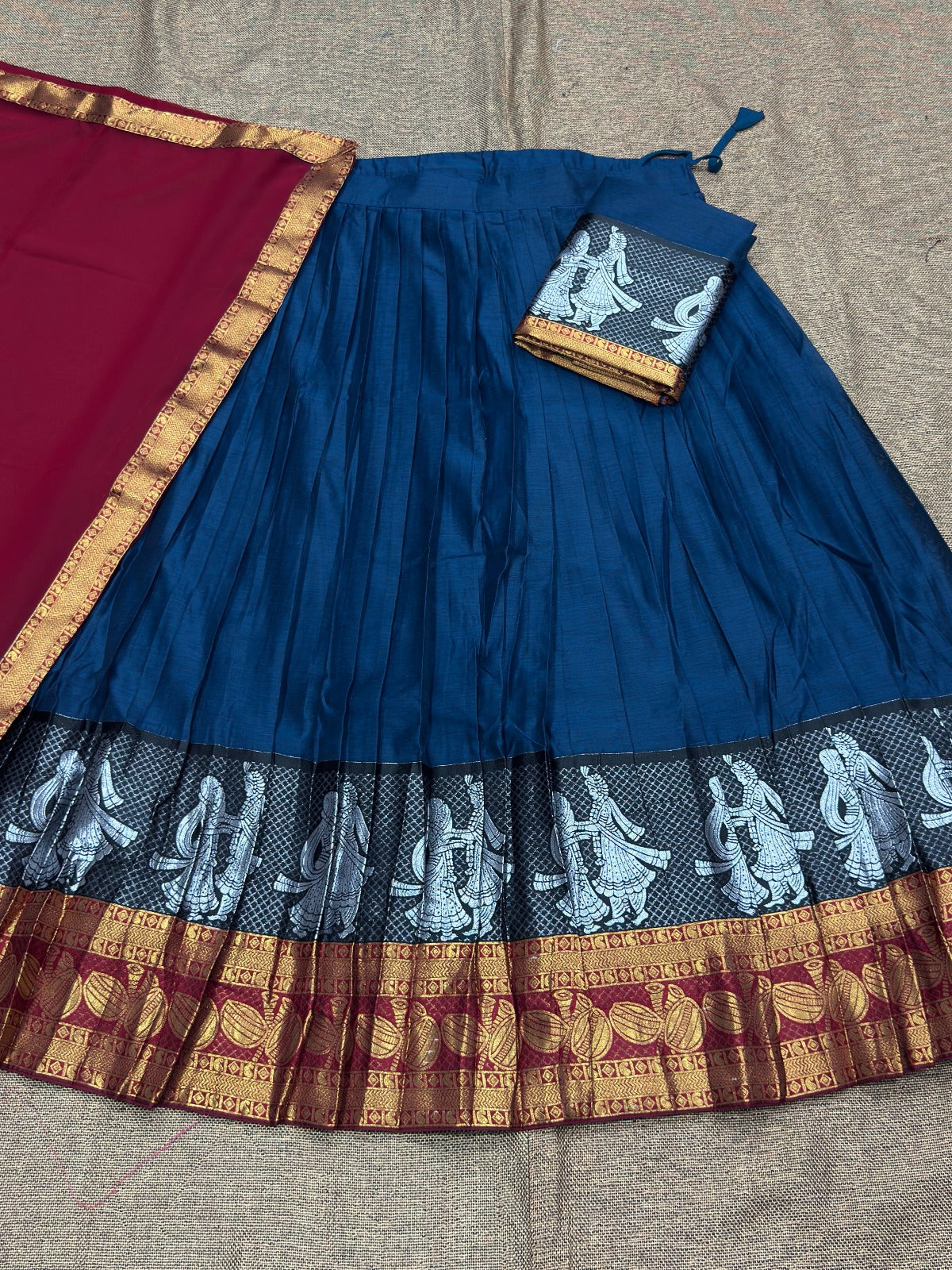 Traditional Lehenga Choli With Dupatta