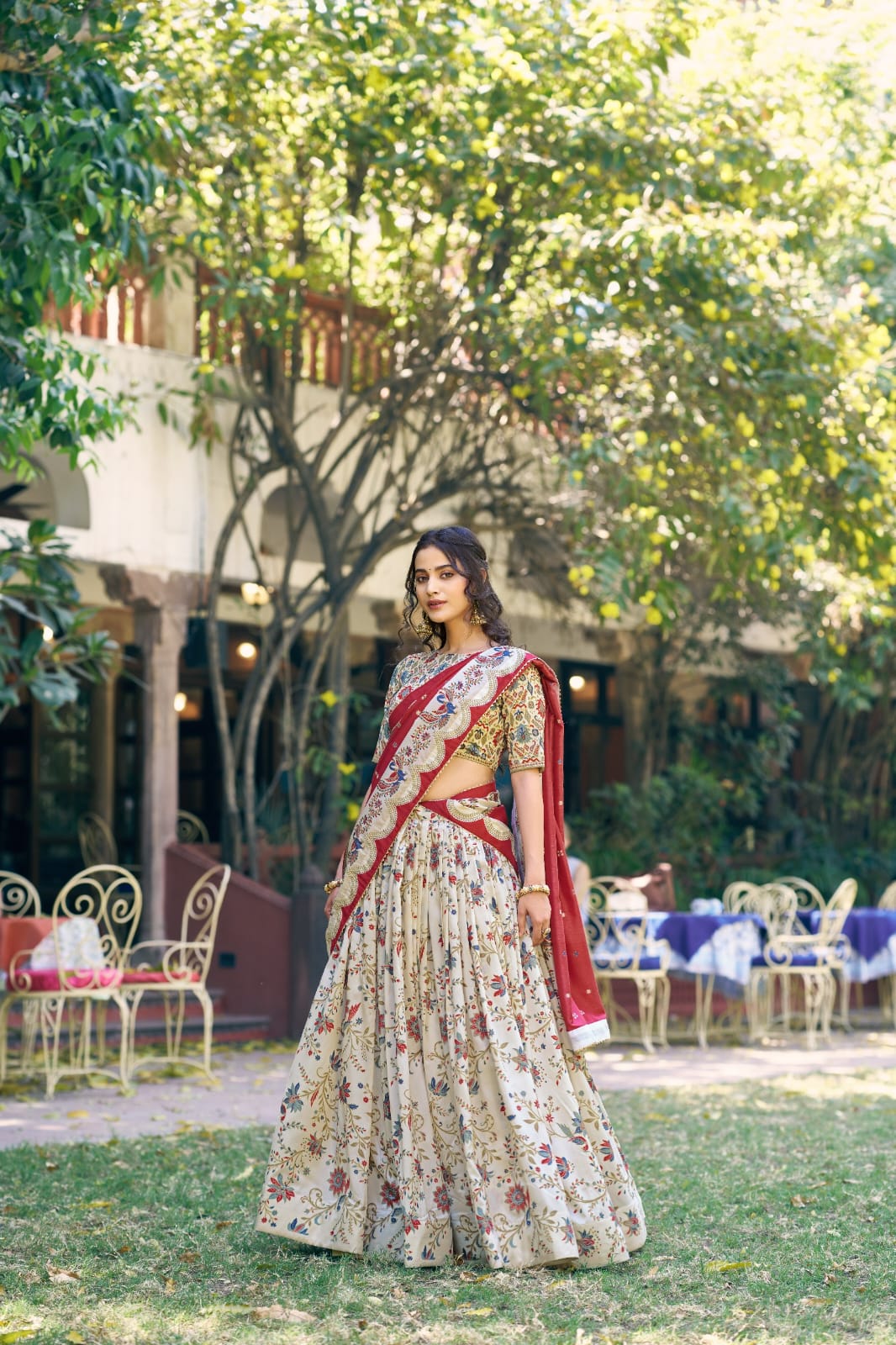 Elegant White Floral and Foil Print Tasar Silk Lehenga Choli