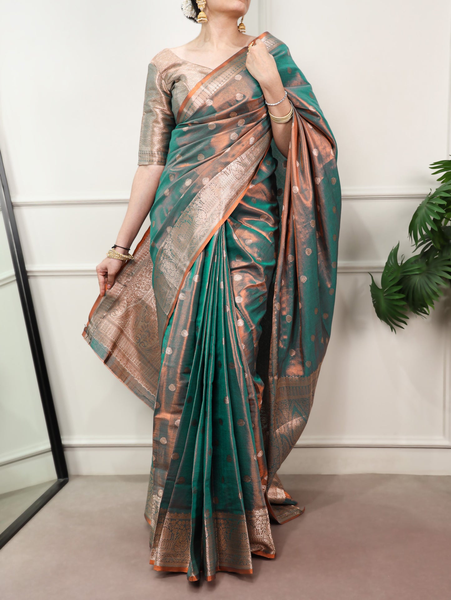 Bottle Green Dual-Tone Zari Weaving Saree with Unstitched Blouse
