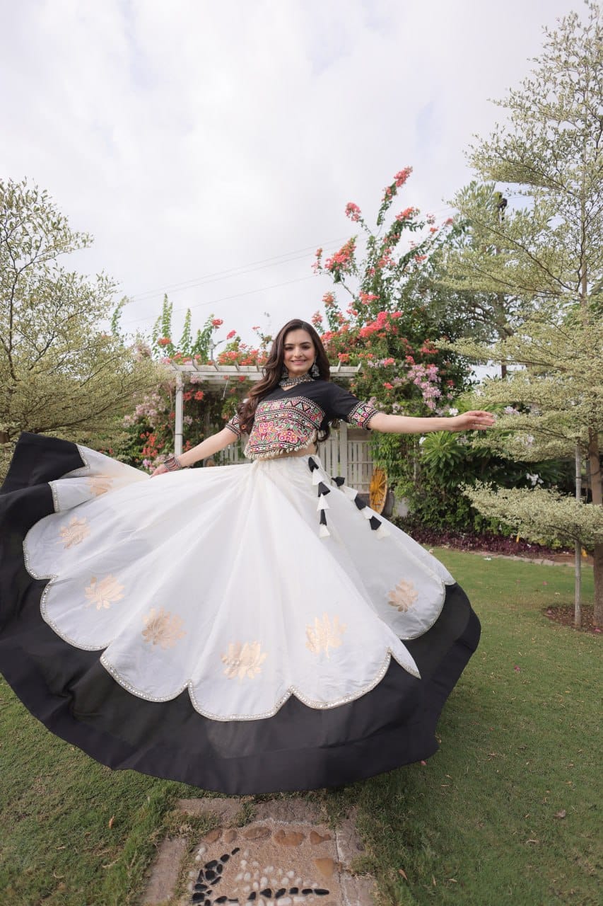 Navratri Lehenga Choli