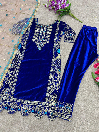 VELVET KURTI-PANT SET