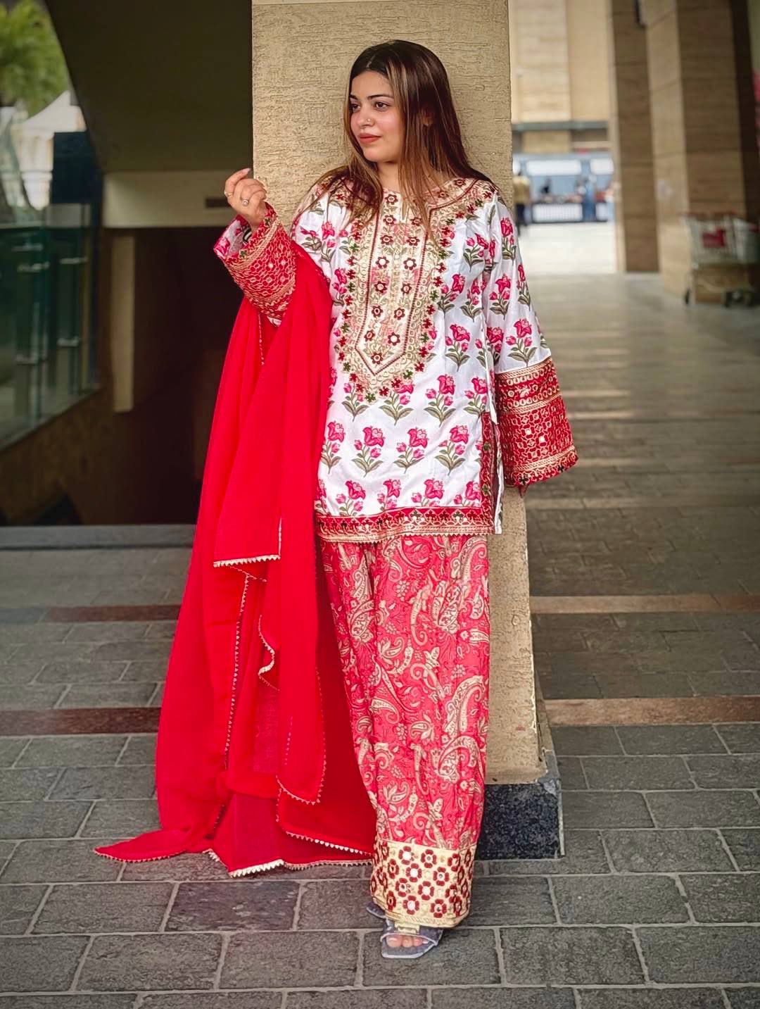 Designer Party Wear Look Pur Natural Crepe Top & Farshi Palazzo With Dupatta set