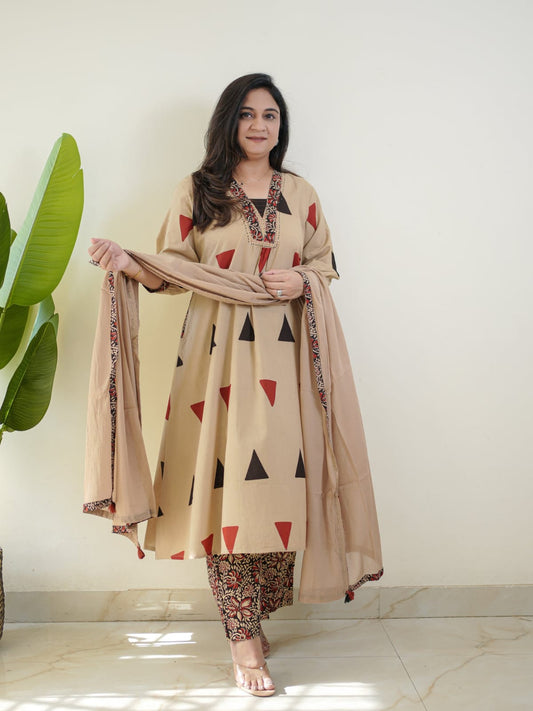 Designer Kalamkari Print Daily Or Office Wear Look Ajarakh Pure Cotton Top With Pent & Dupatta Set