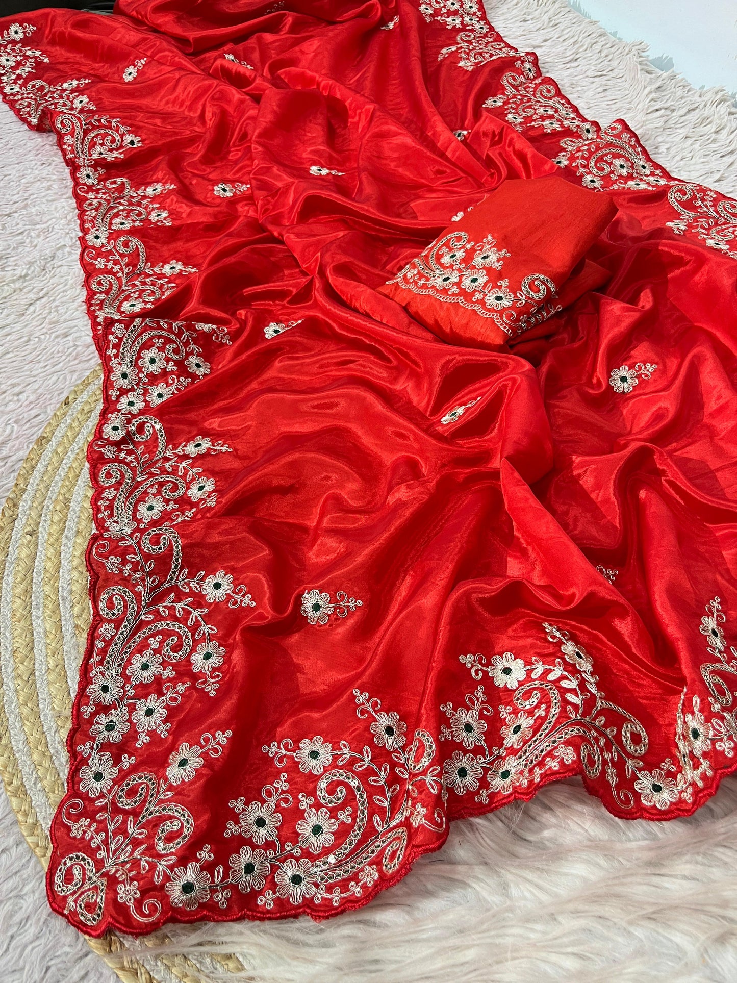 Designer Party Wear Saree With Unstitched Blouse