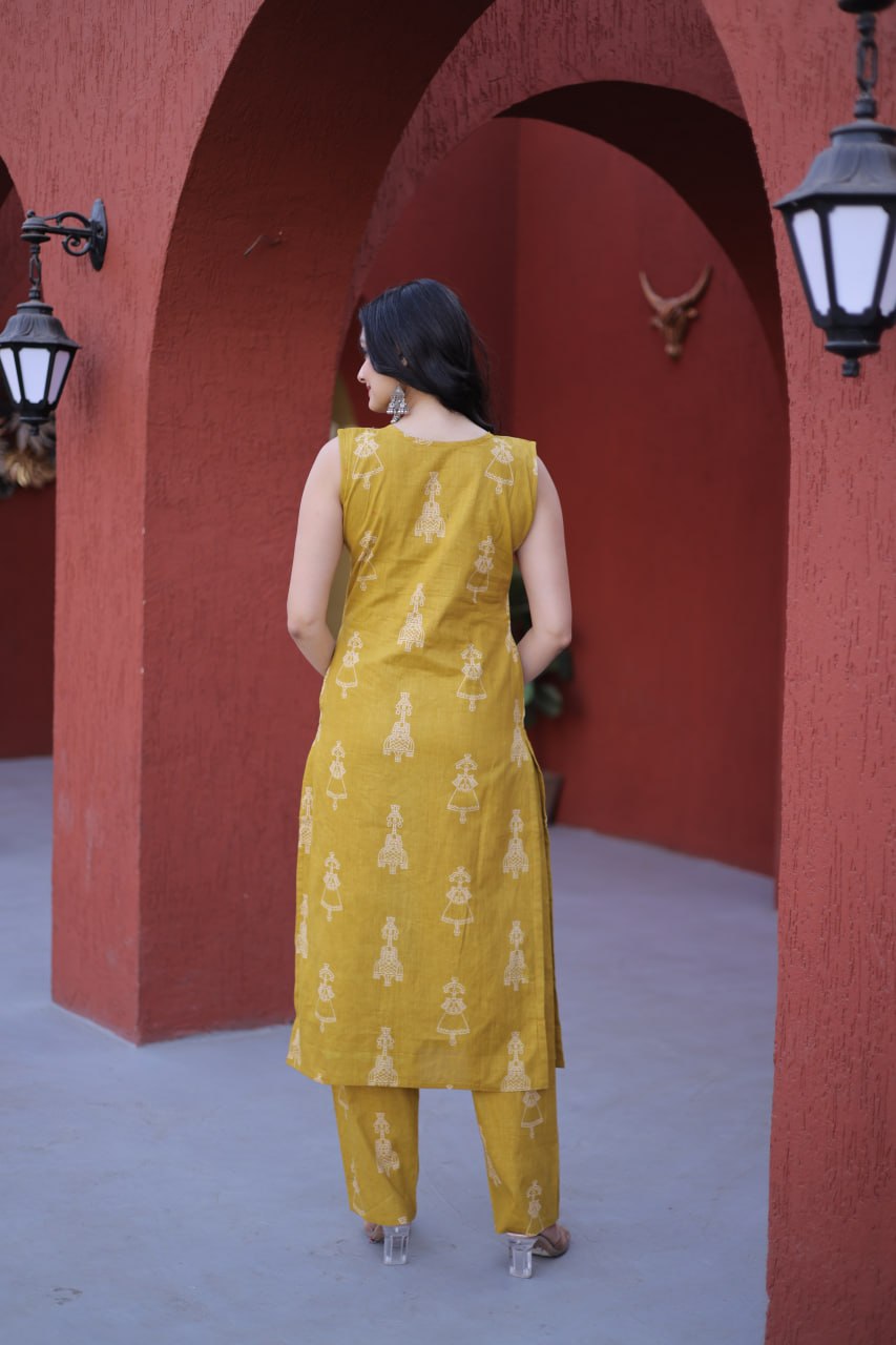 Yellow Color Printed Kurta Set with Side Pocket