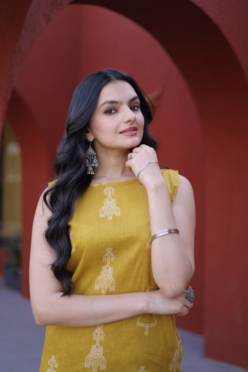 Yellow Color Printed Kurta Set with Side Pocket