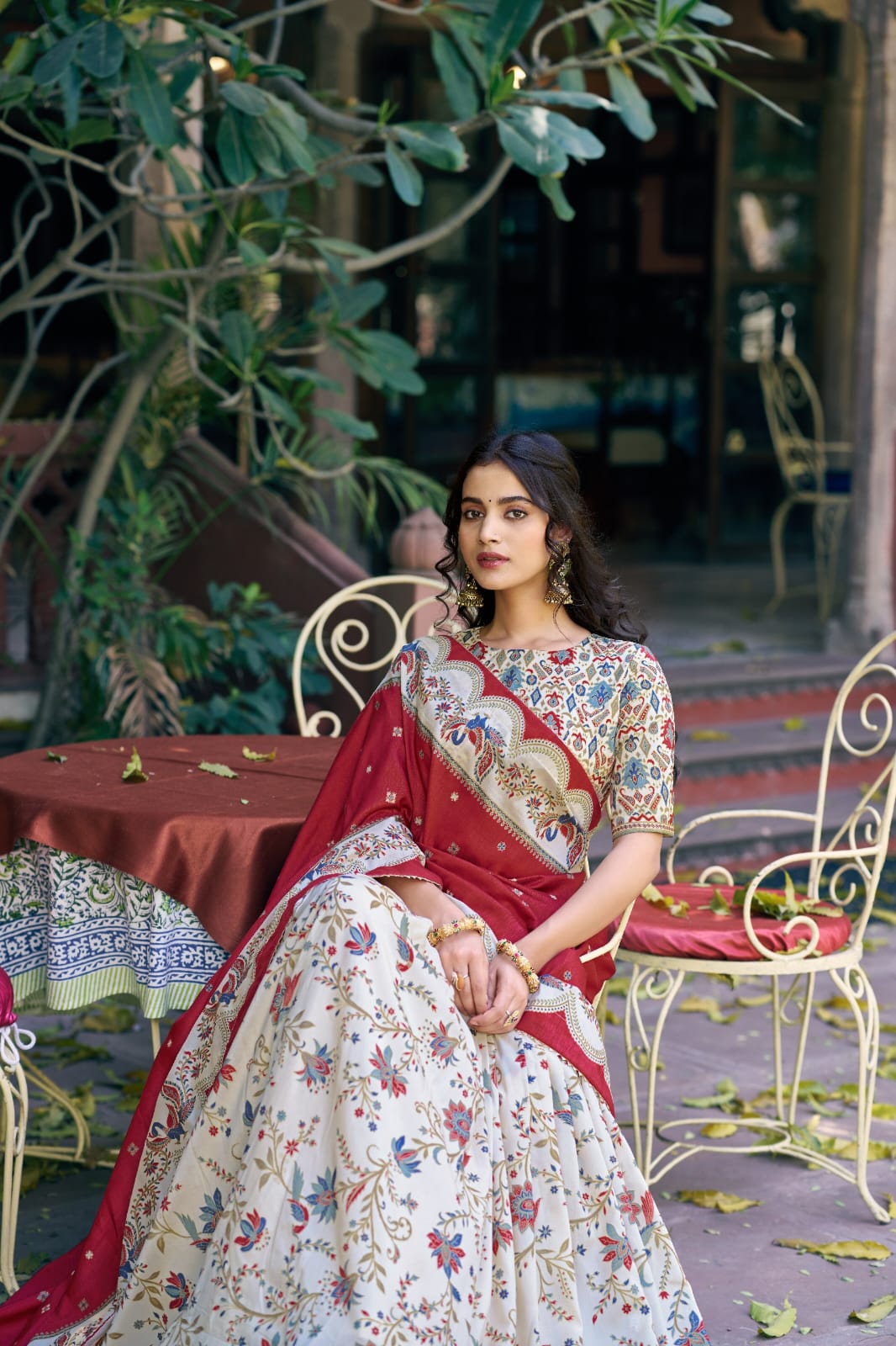 Elegant White Floral and Foil Print Tasar Silk Lehenga Choli