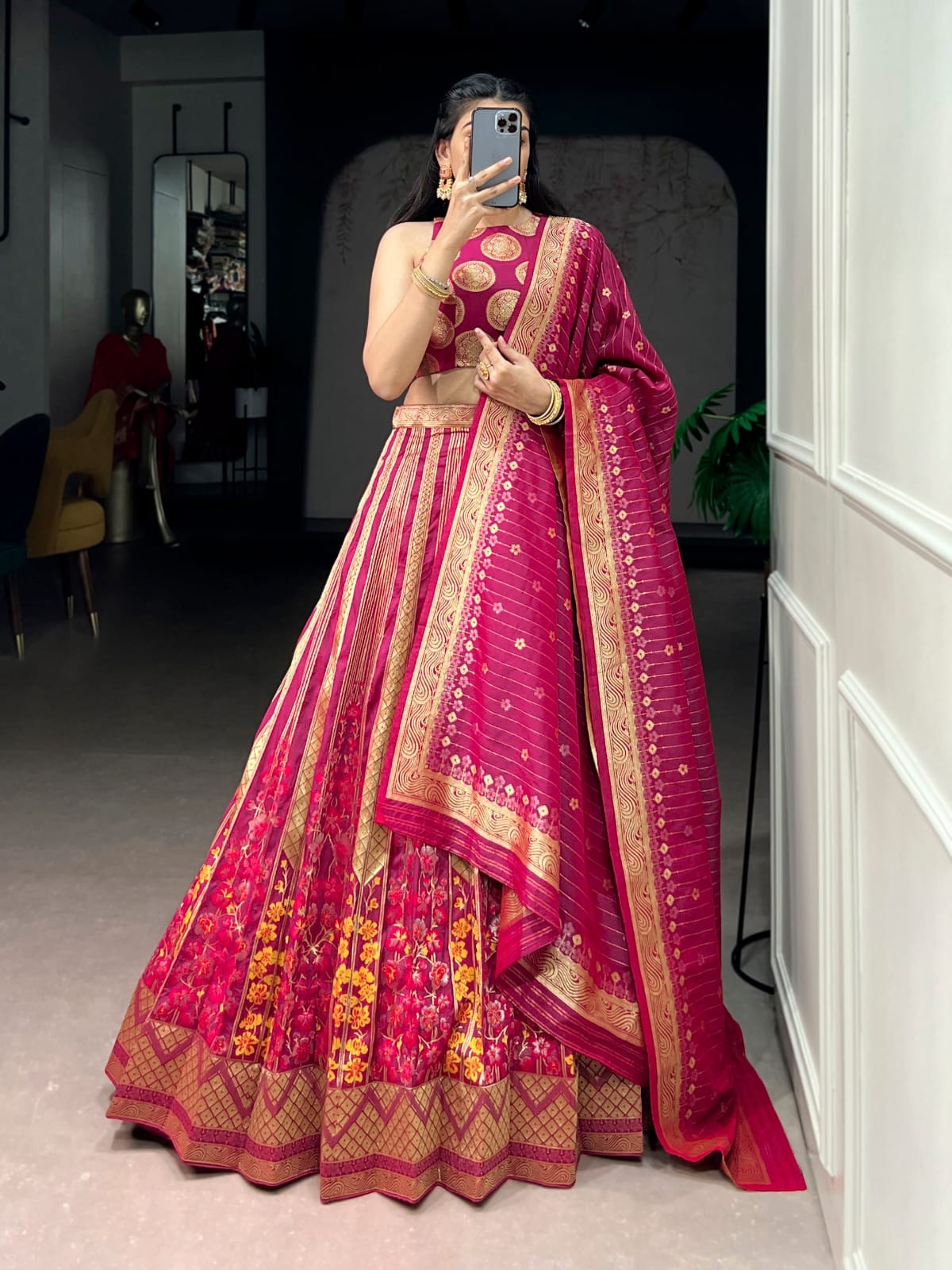 Traditional Lehenga Choli With Dupatta