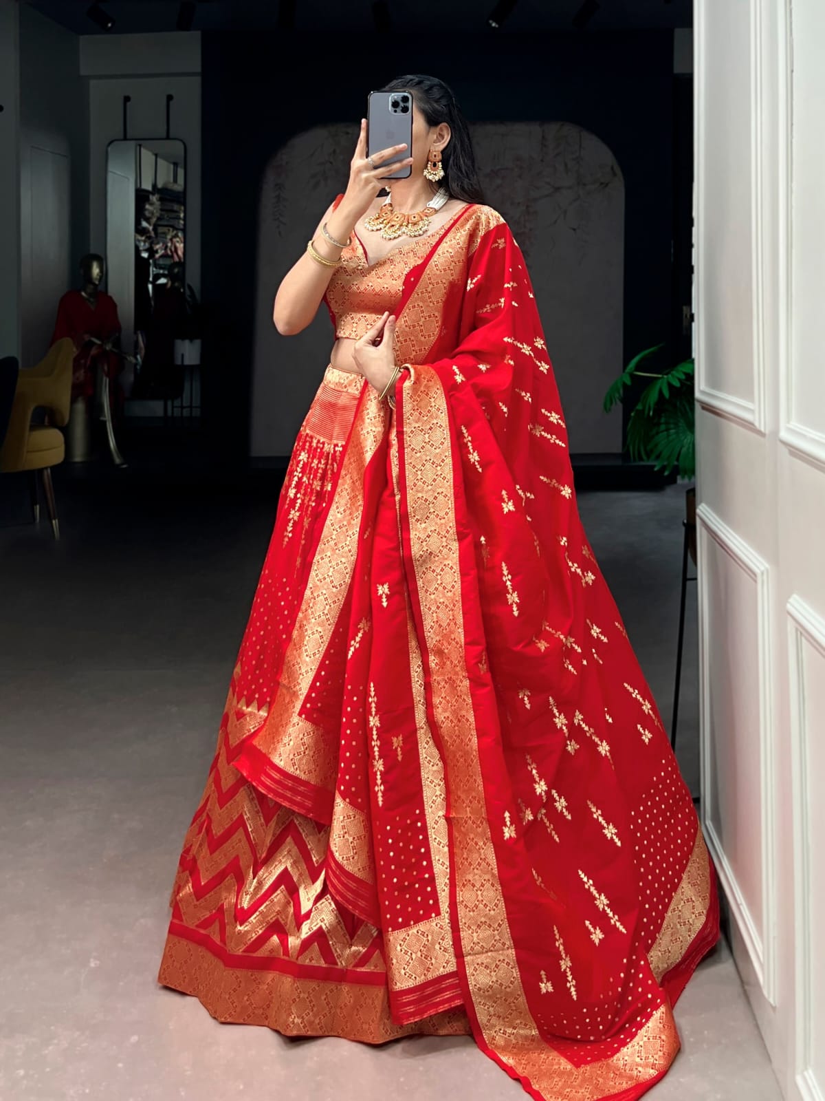 Traditional Lehenga Choli With Dupatta
