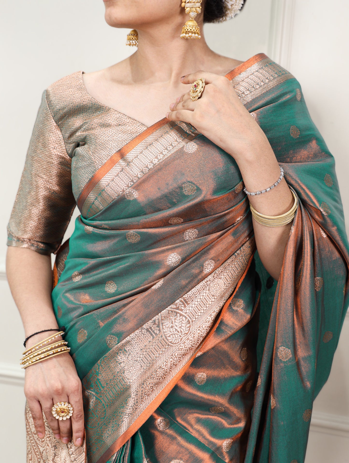 Bottle Green Dual-Tone Zari Weaving Saree with Unstitched Blouse