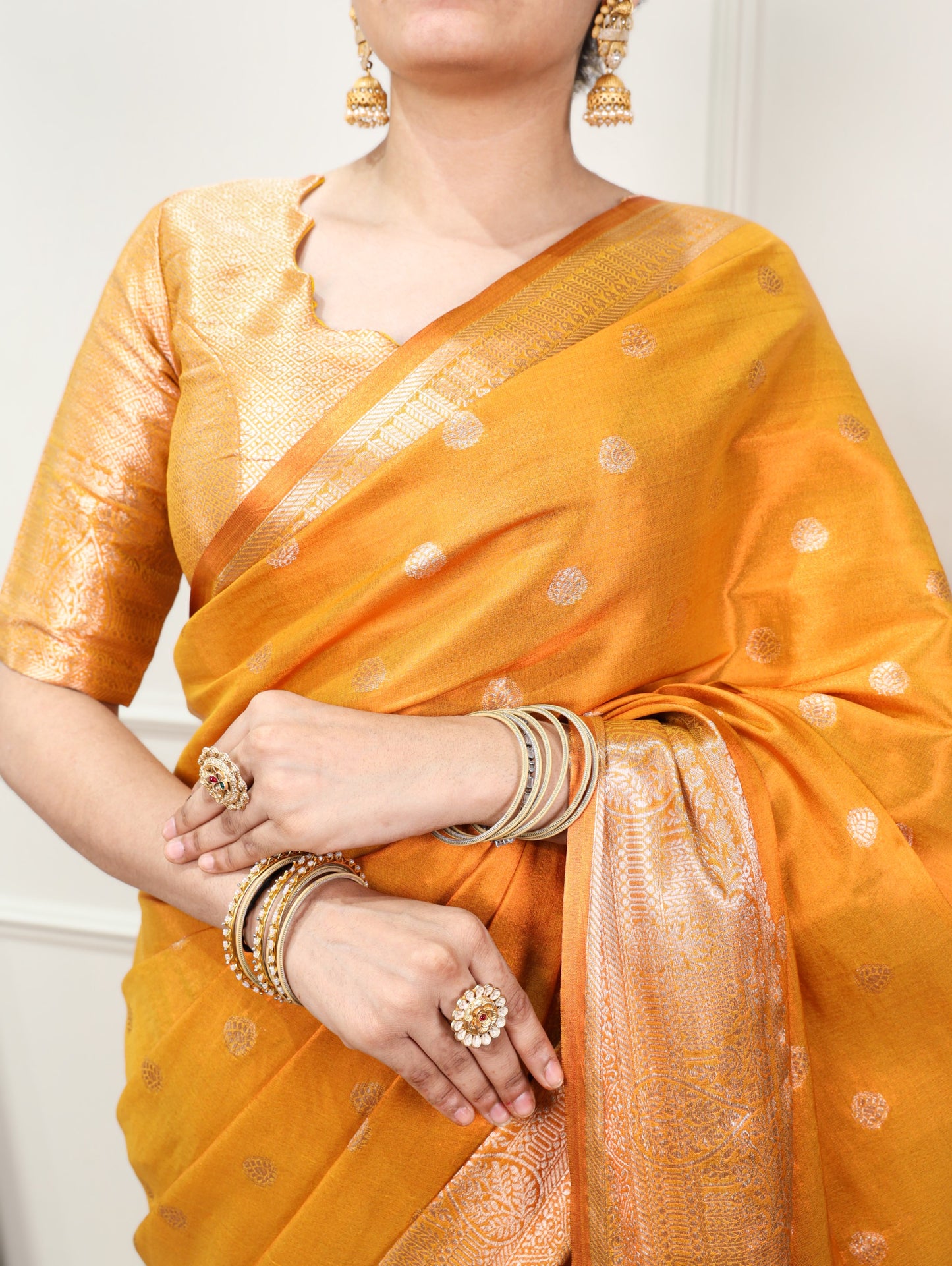 Gold Dual-Tone Zari Weaving Saree with Unstitched Blouse