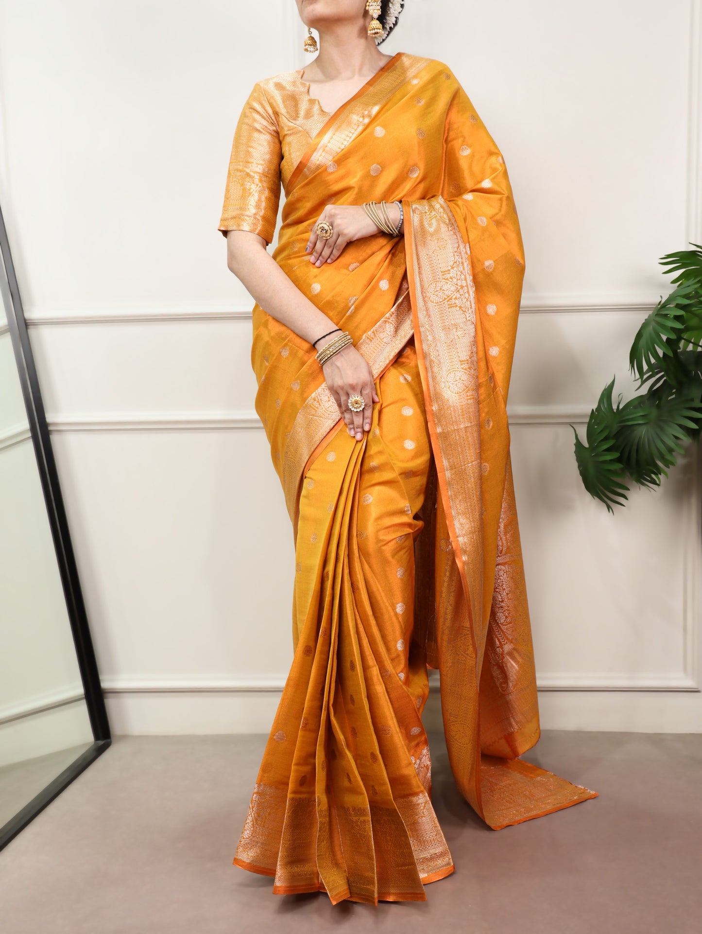 Gold Dual-Tone Zari Weaving Saree with Unstitched Blouse