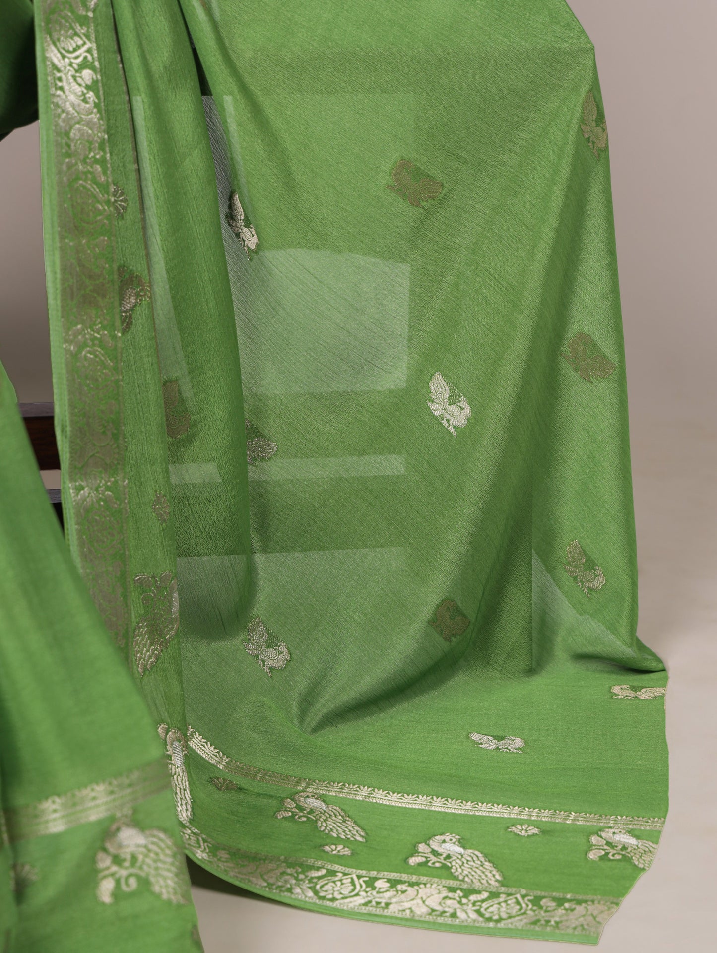Pista Green Weaving Saree with Unstitched Blouse
