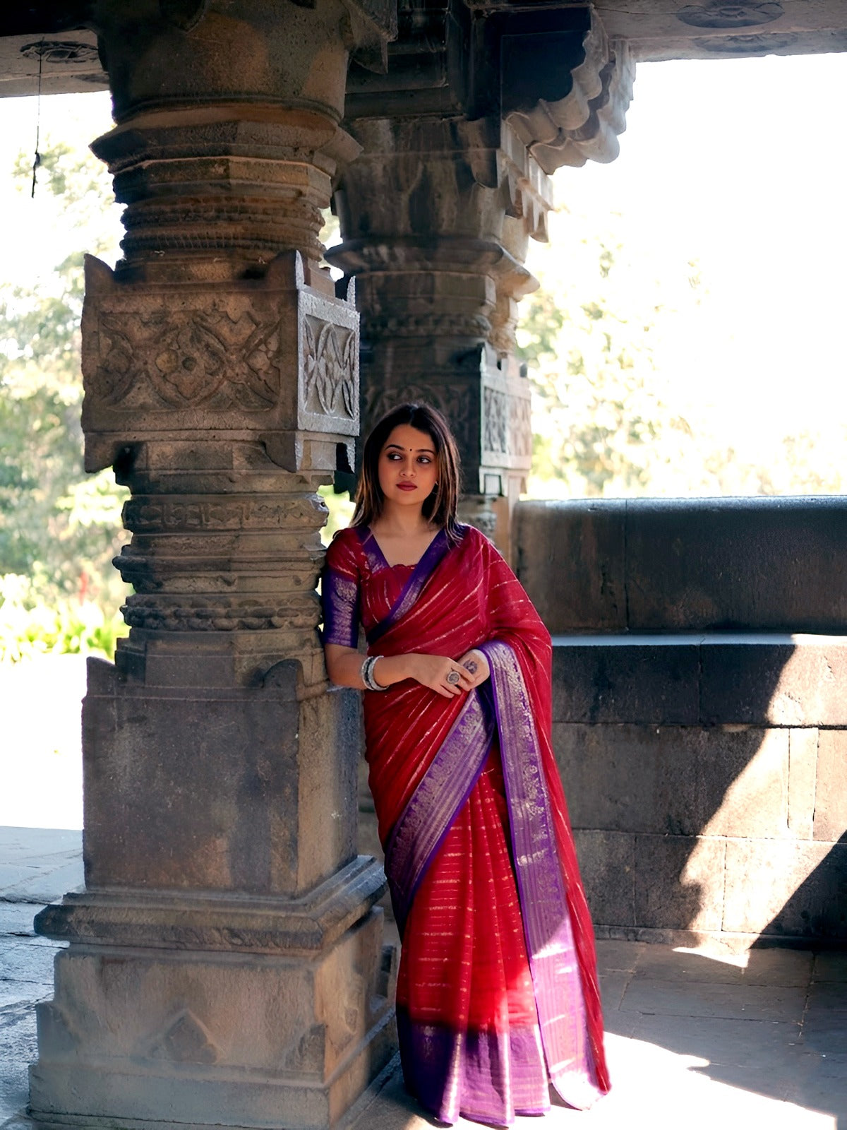 Red Stripe Zari Weaving Saree with Unstitched Blouse