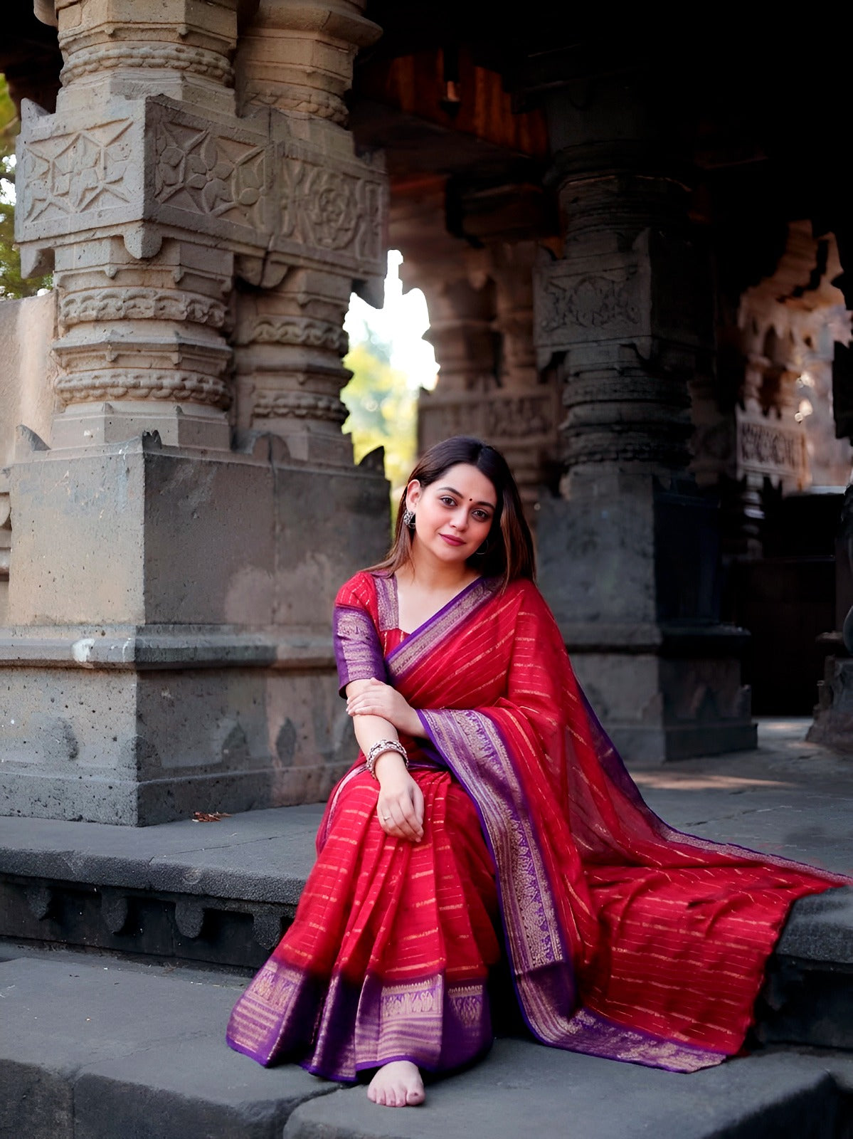 Red Stripe Zari Weaving Saree with Unstitched Blouse