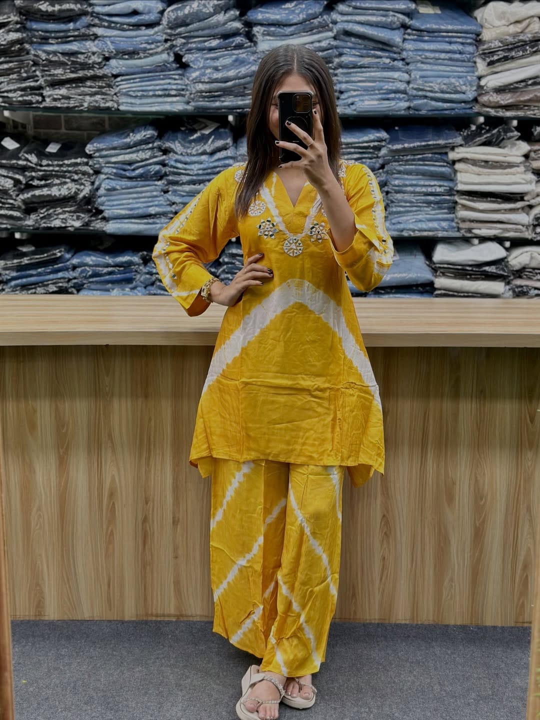 Premium Burbary Silk With Handwork Nack CORD SET Set