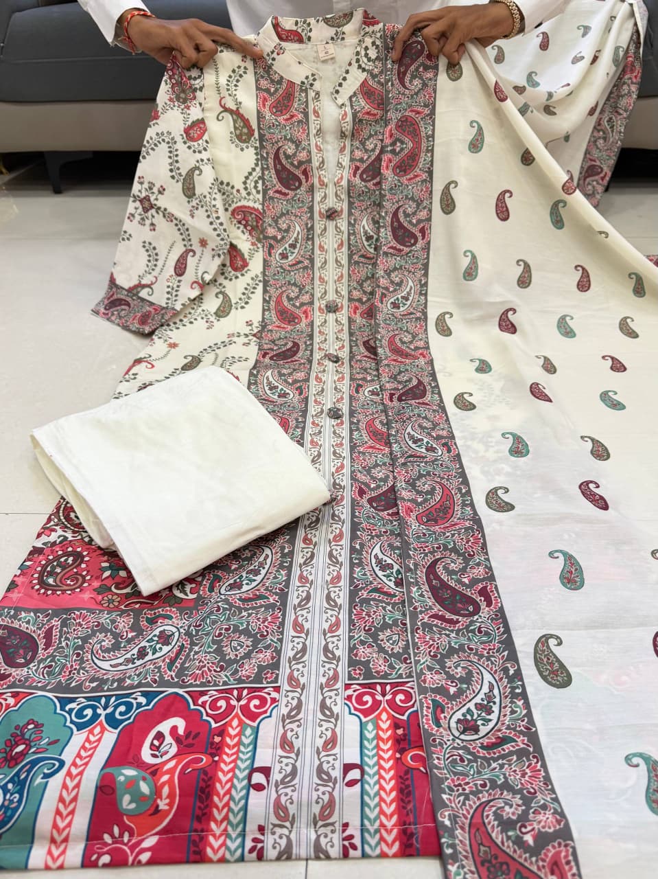 Elegant Kurti Set with Dupatta