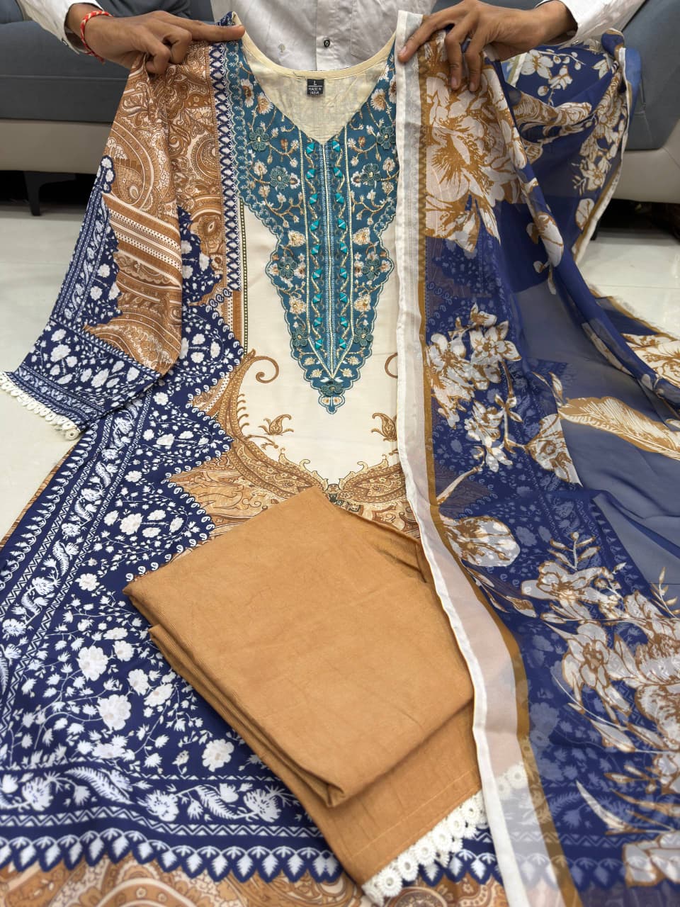 Elegant Kurti Set with Dupatta