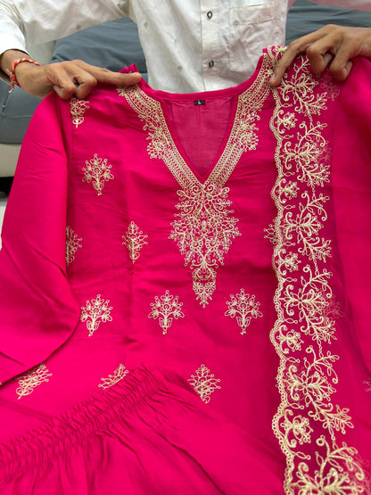 Elegant Kurti Set with Dupatta