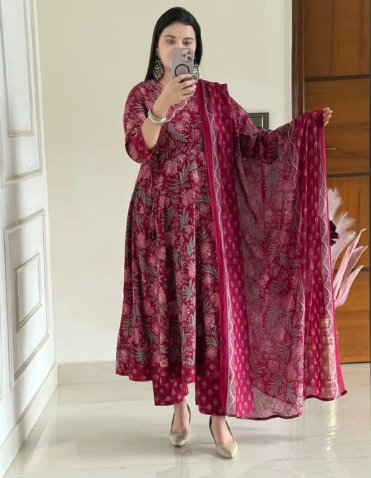 ANARKALI ROUND KURTI PANT DUPATTA SET