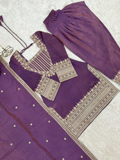 Onion Pink Designer Embroidery Farsi Salwar Suit with Dupatta