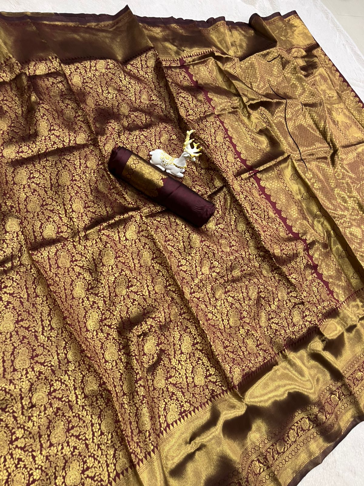 Maroon color Lichi Silk Traditional Saree with Unstitched Blouse