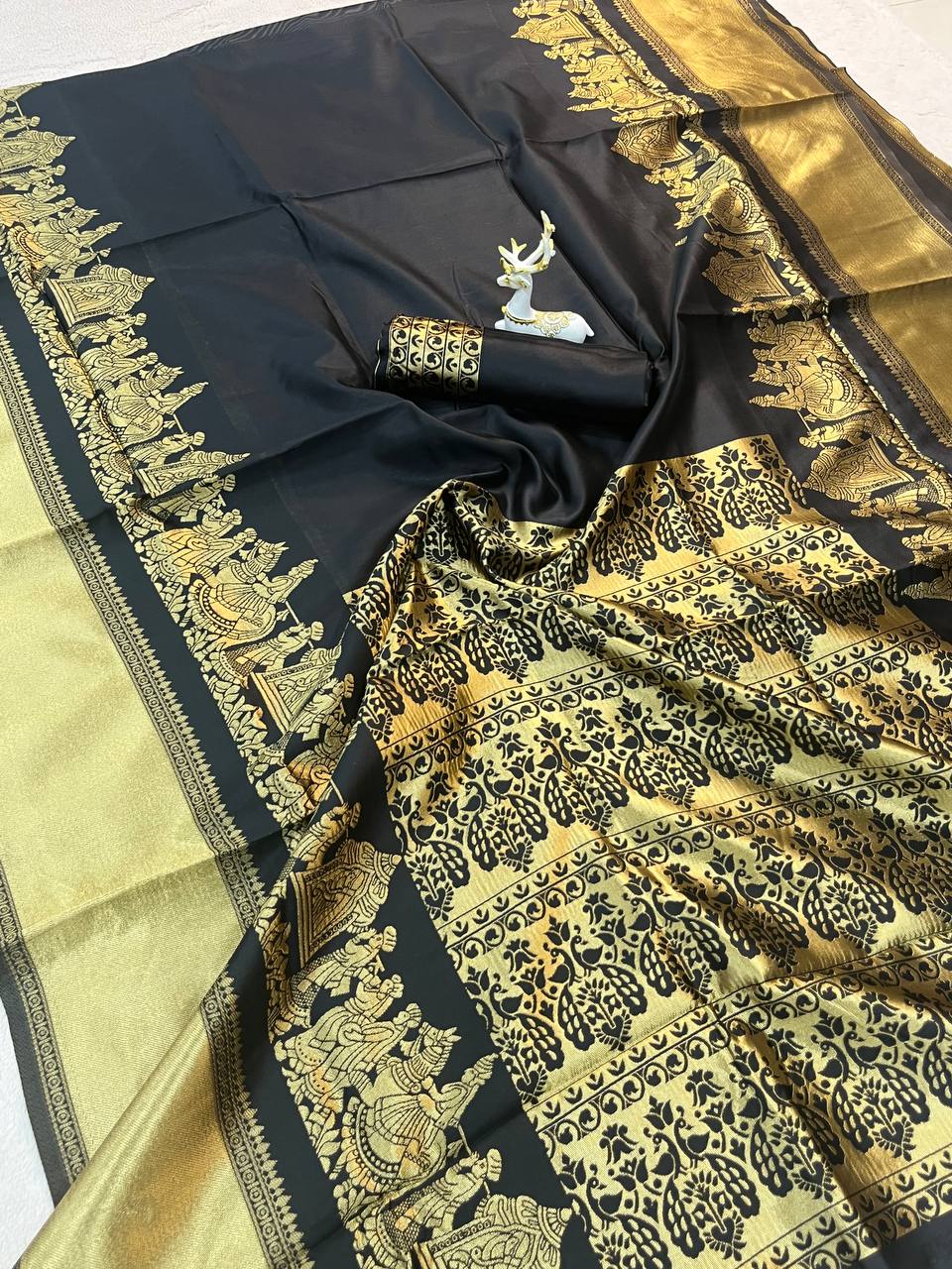 Black color Lichi Silk Traditional Saree with Unstitched Blouse