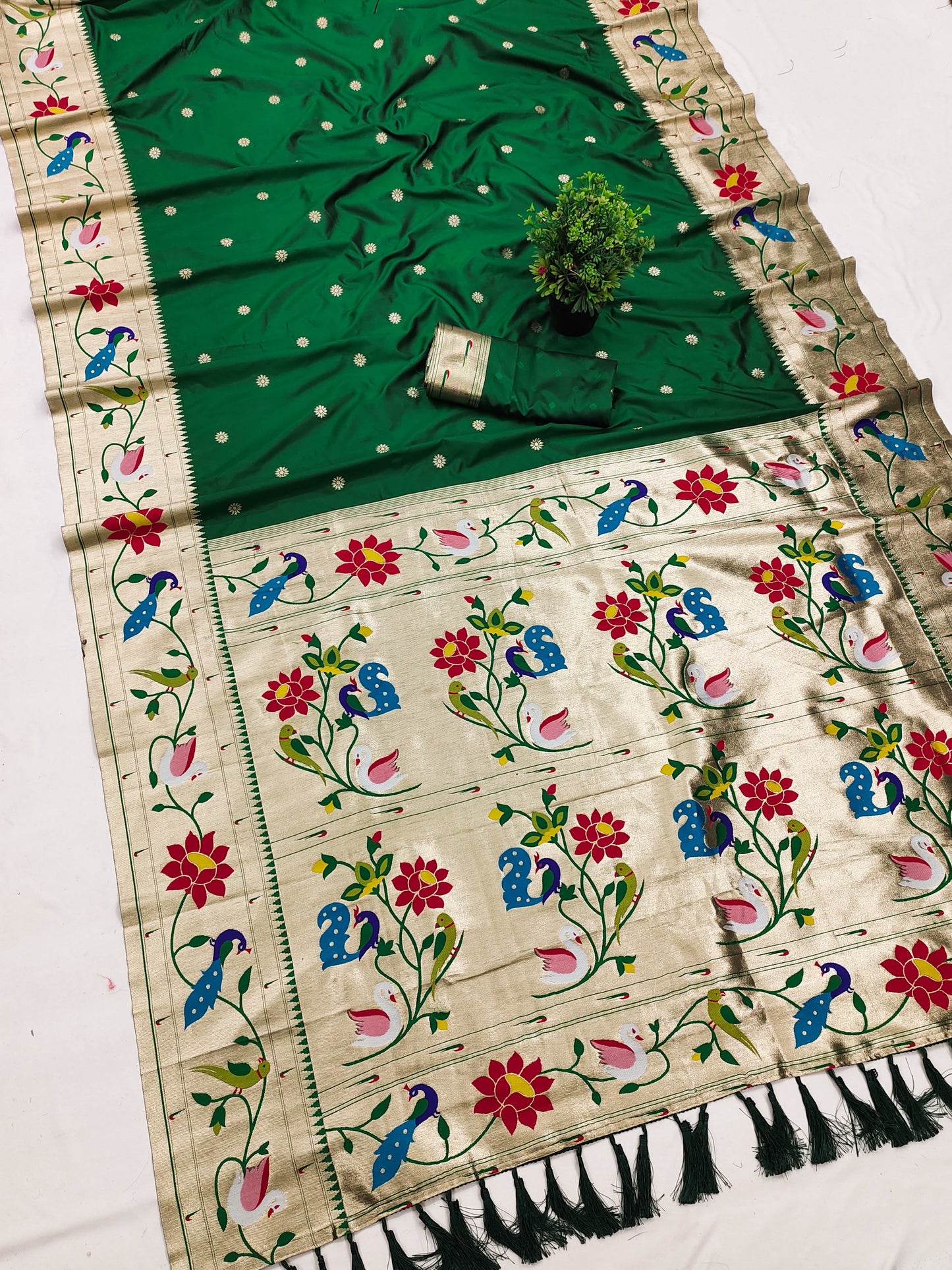 Lotus Meenakari Weawing Paithani Saree with Unstitched Blouse