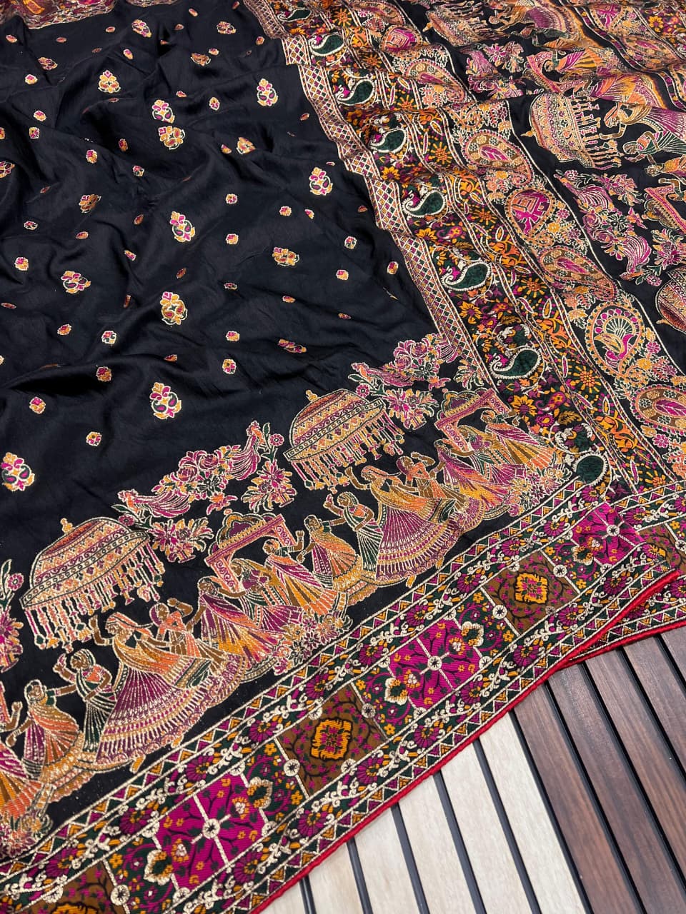 Black color Pashmina Silk Saree with Unstitched Blouse