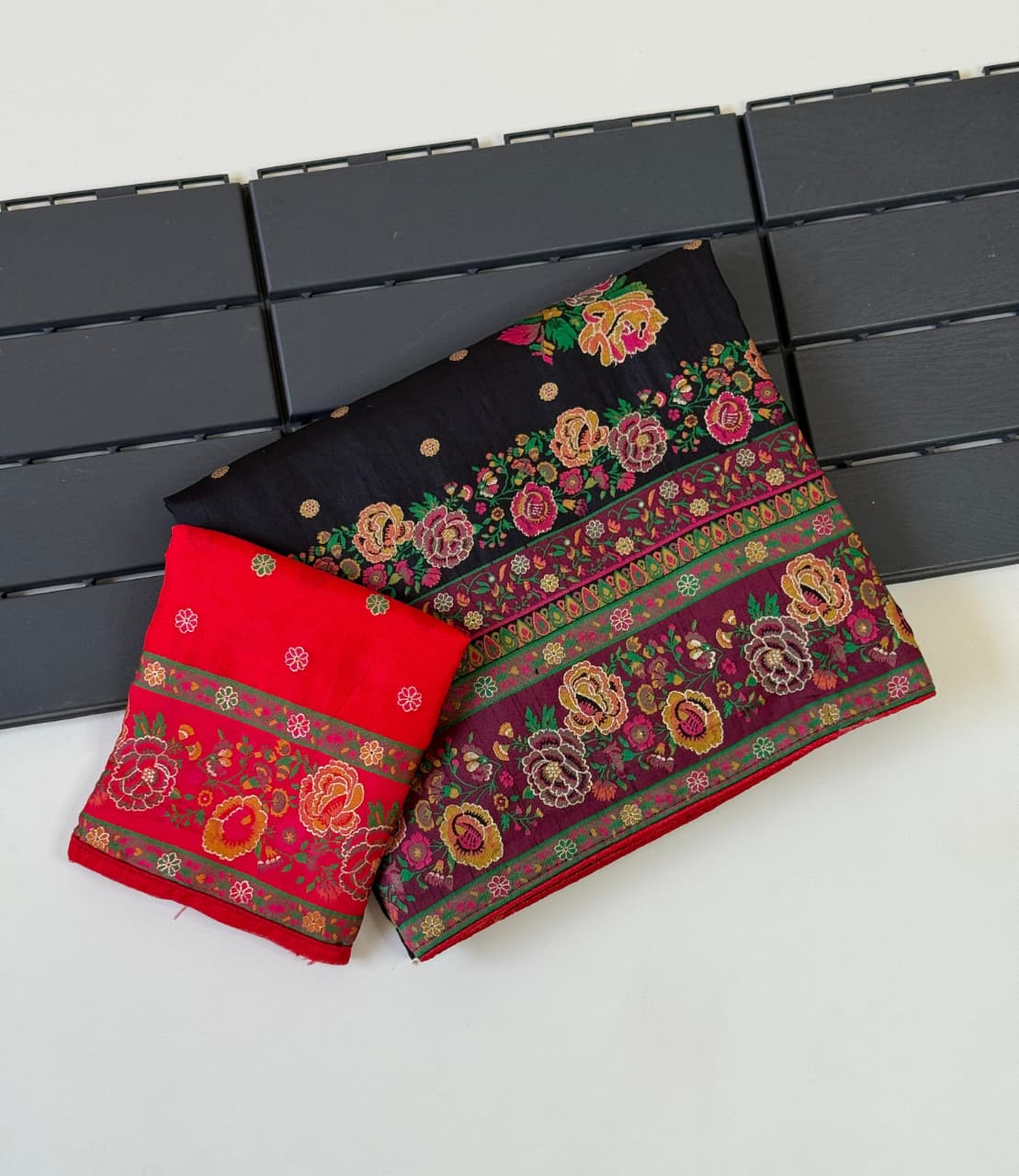 Black color Rajwada Pashmina Silk Saree with Unstitched Blouse