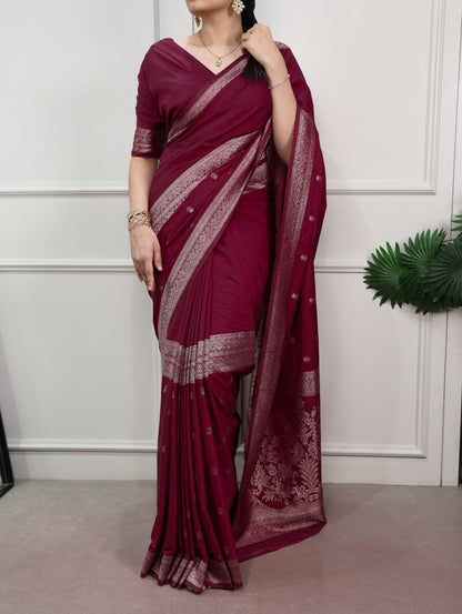 Zari Weaving Traditional Saree with Unstitched Blouse