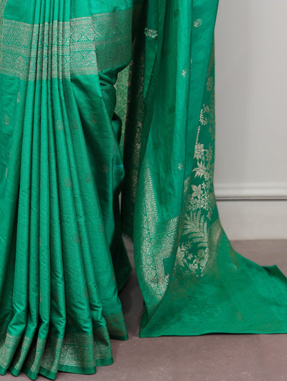 Zari Weaving Traditional Saree with Unstitched Blouse