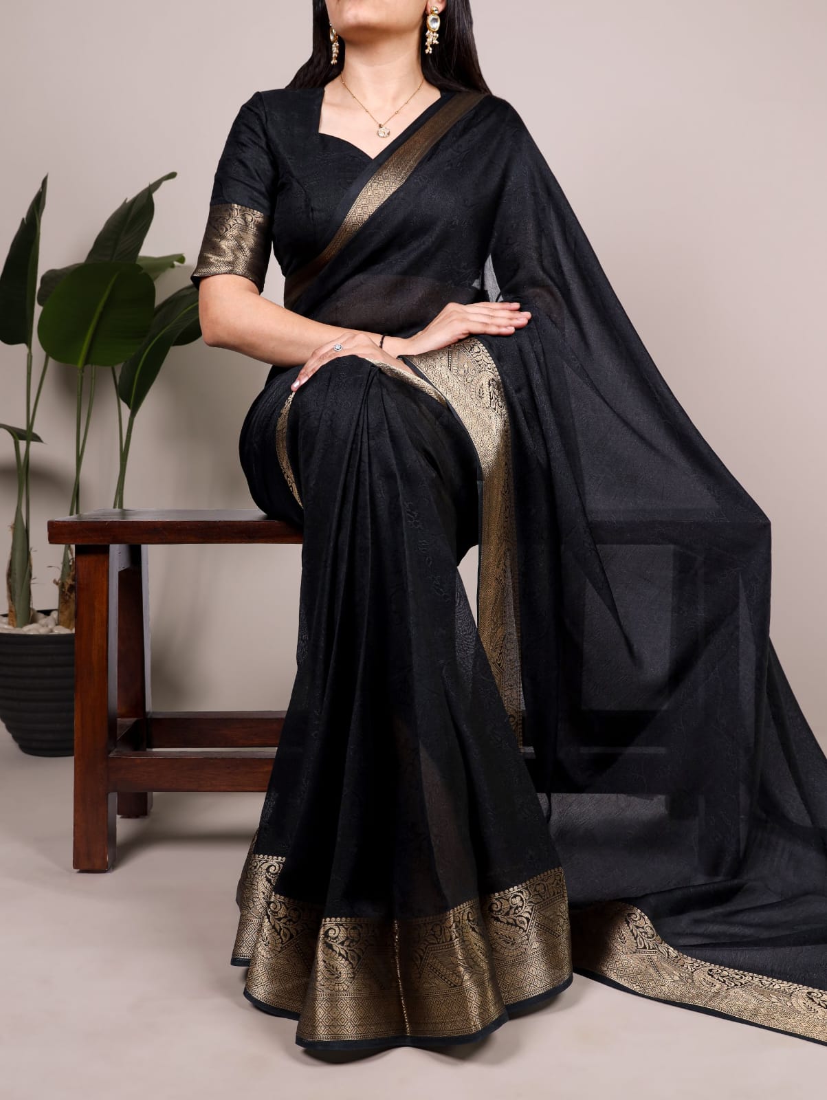 Zari Weaving Mass Mello Saree with Unstitched Blouse