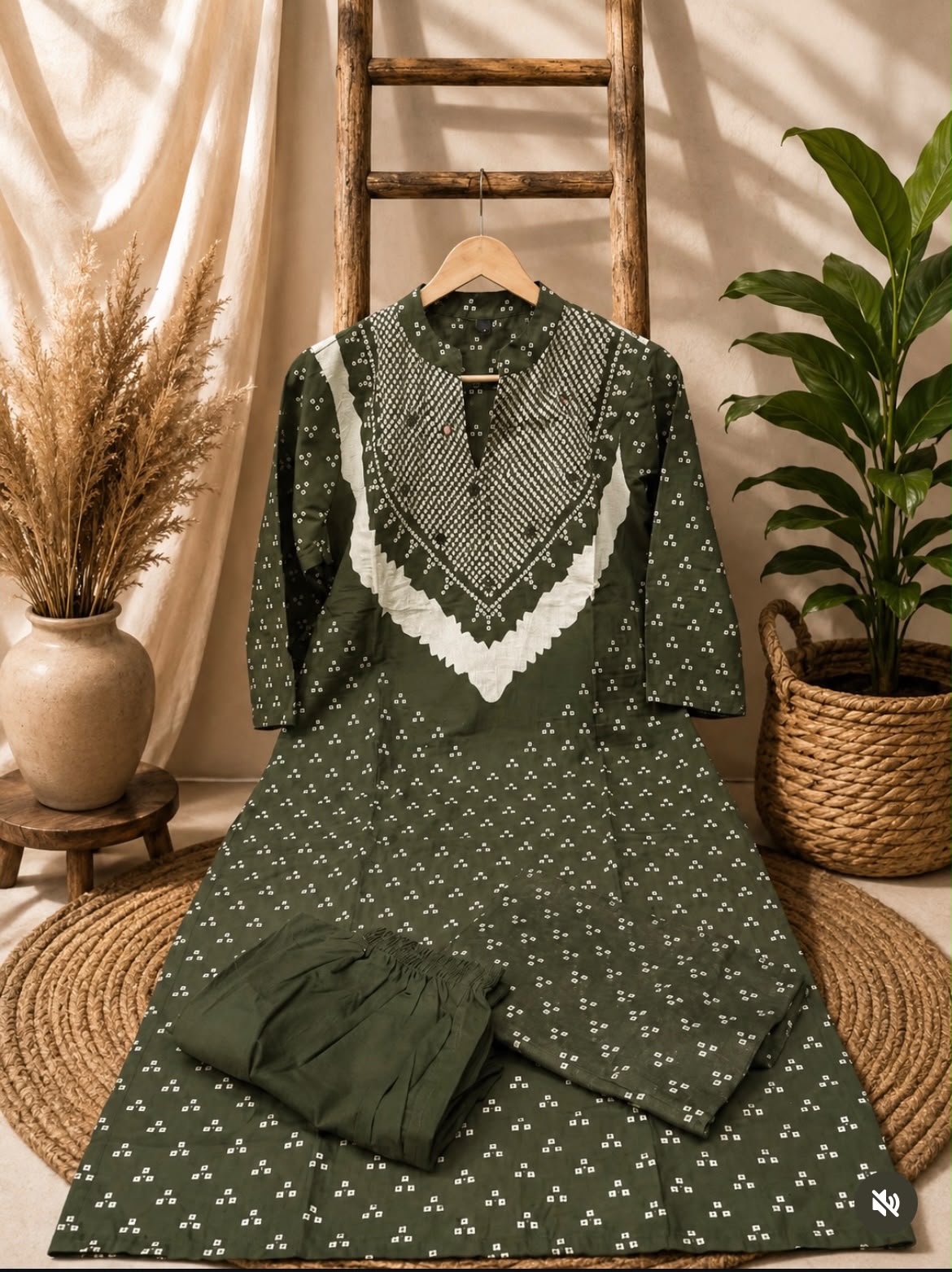 EXCLUSIVE DESGINER 3Pcs KURTA Pent PAIR Dupatta