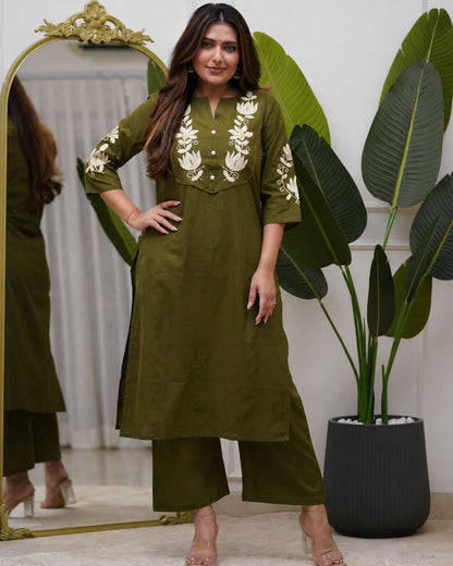 EXCLUSIVE DESGINER KURTA Pent PAIR