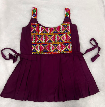 Navratri Special Gamthi Embroidery Work Short Kurti