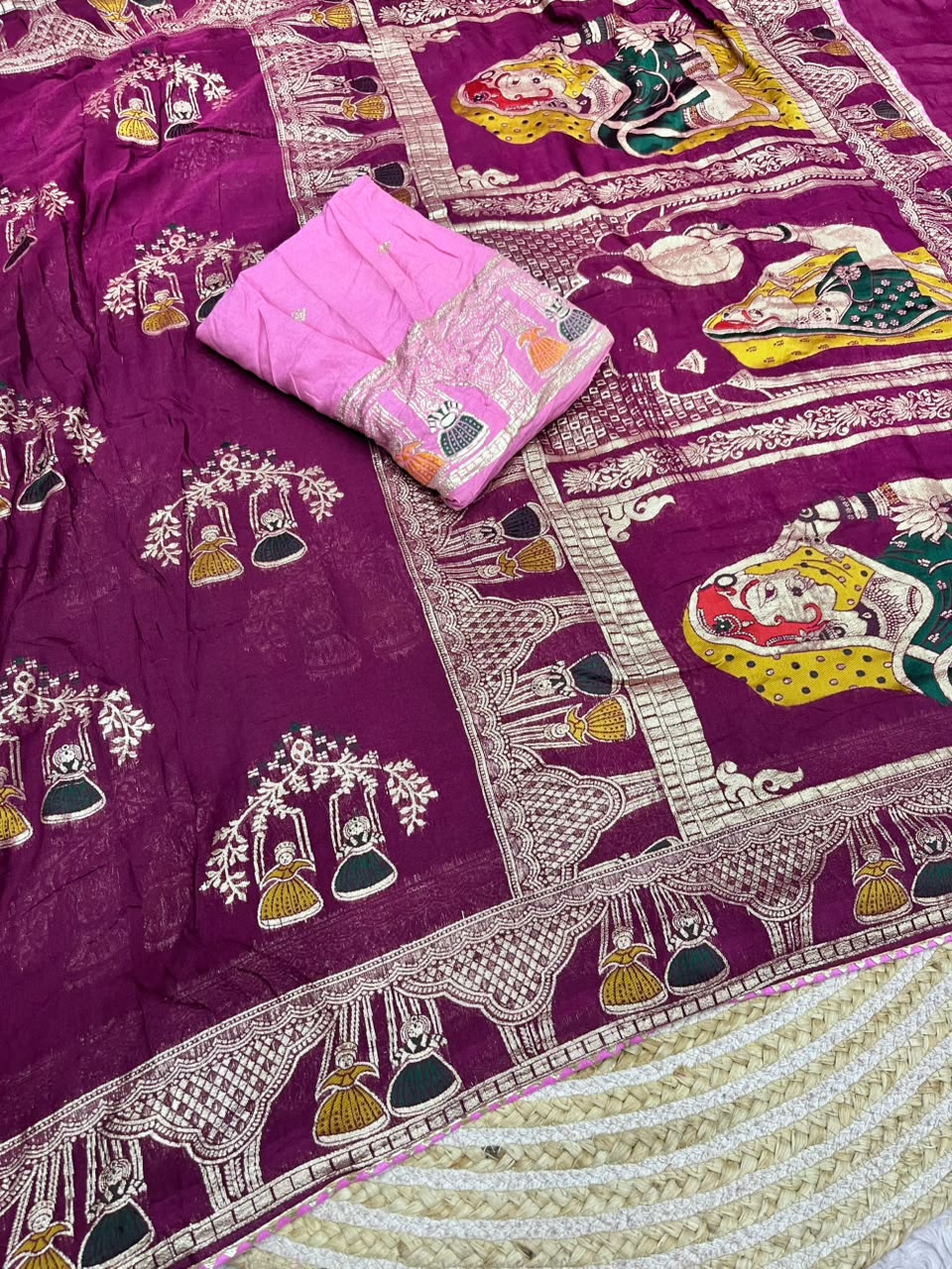 Win color Dola Silk Saree with Unstitched Blouse