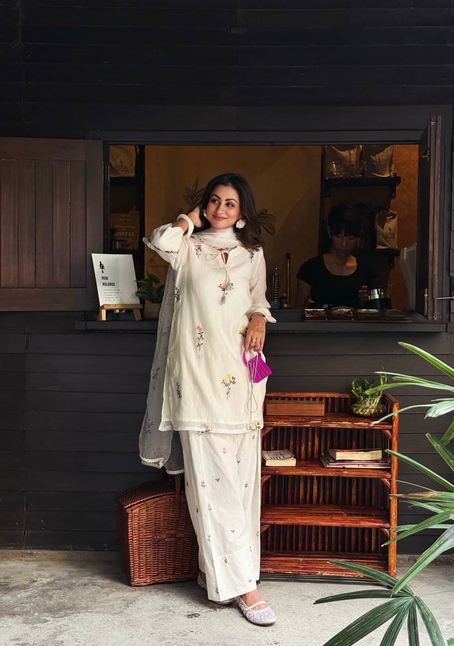 Designer Party Wear Look Pur Mul Chandheri Top & Farshi Palazzo With Dupatta set