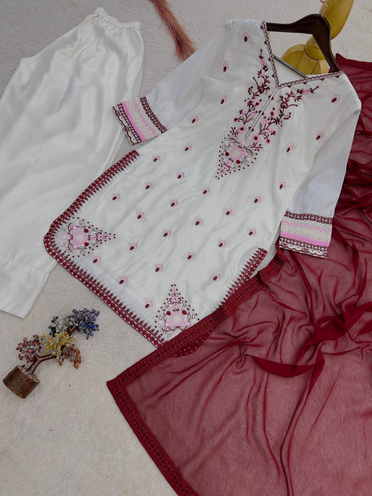 FANCY DESIGN COLLECTION 3 PIECE FANCY TOP WITH FARSHI SALWAR AND BEAUTIFUL DUPATTA