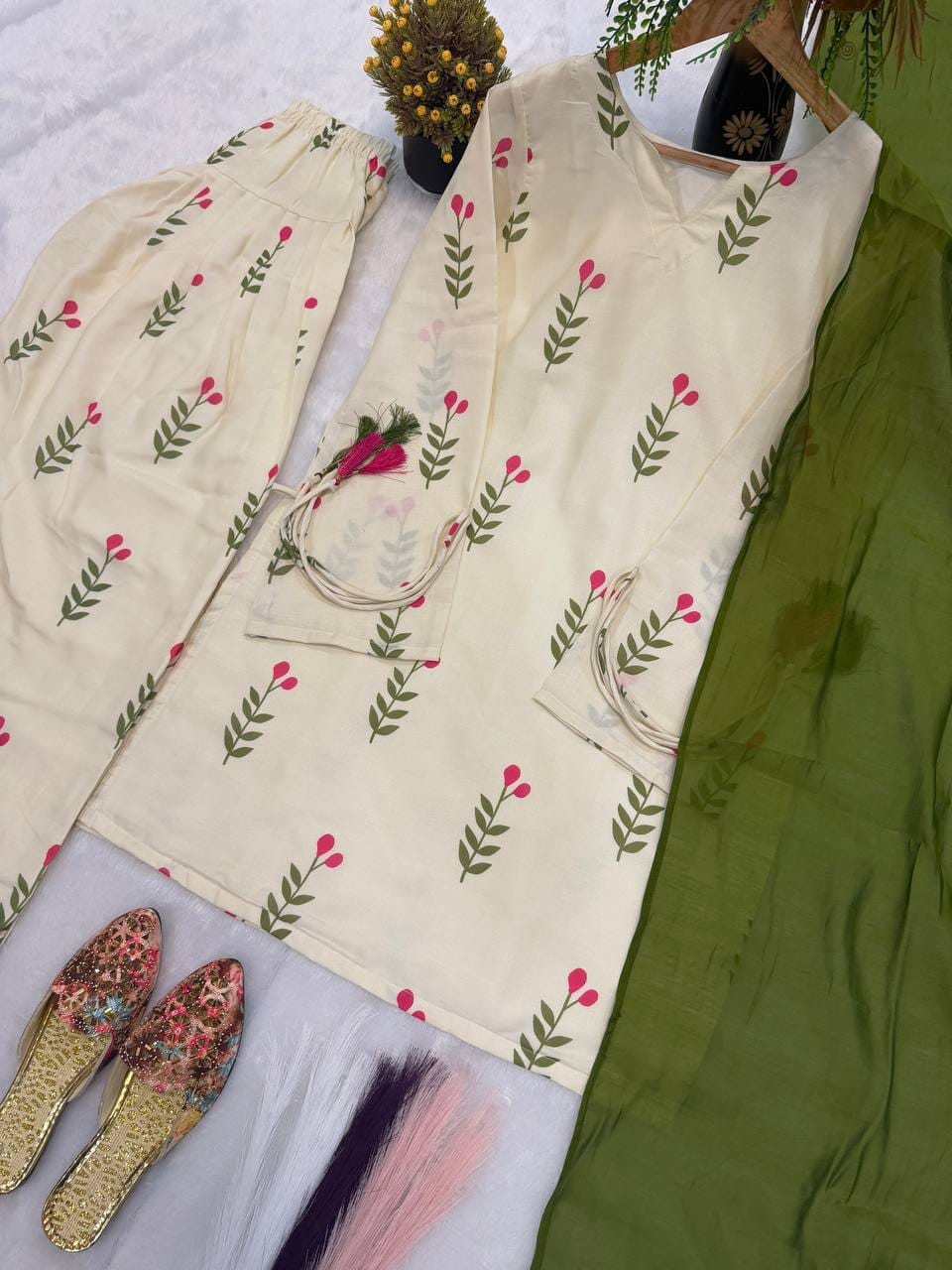 FANCY DESIGN COLLECTION 3 PIECE FANCY TOP WITH FARSHI SALWAR AND BEAUTIFUL DUPATTA