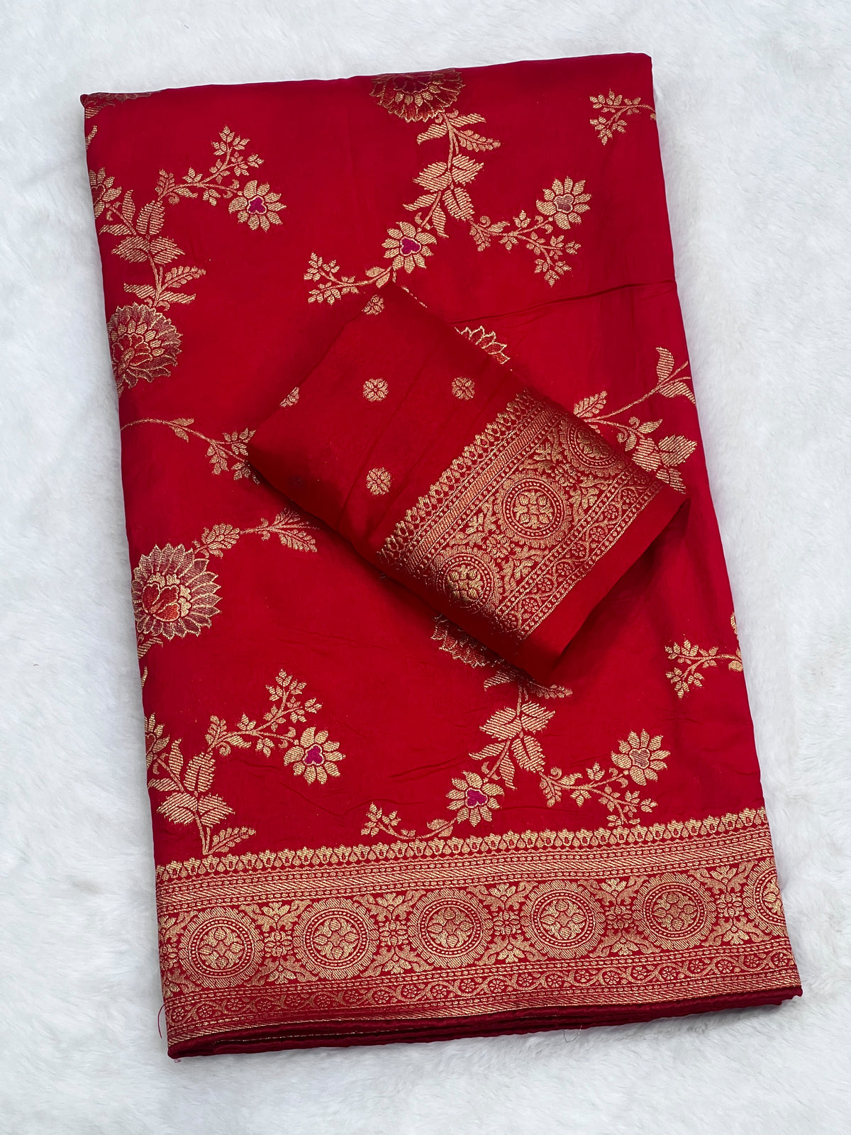 Karwa Chauth Special Traditional Red Saree with Unstitched Blouse