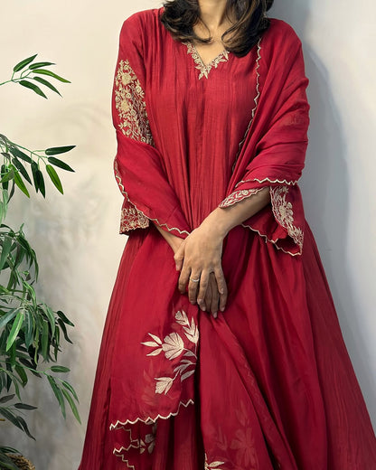 Premium Designer Anarkali Kurti Set – Elegant & Classy Look!