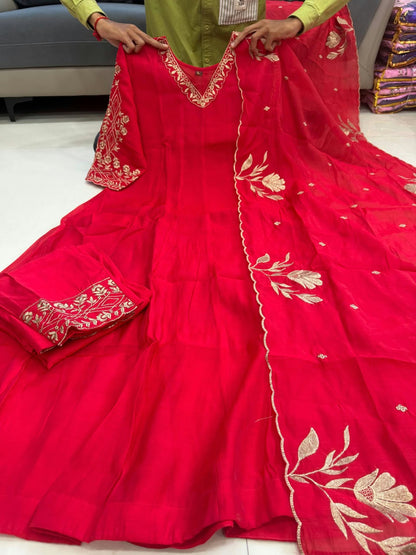 Premium Designer Anarkali Kurti Set – Elegant & Classy Look!