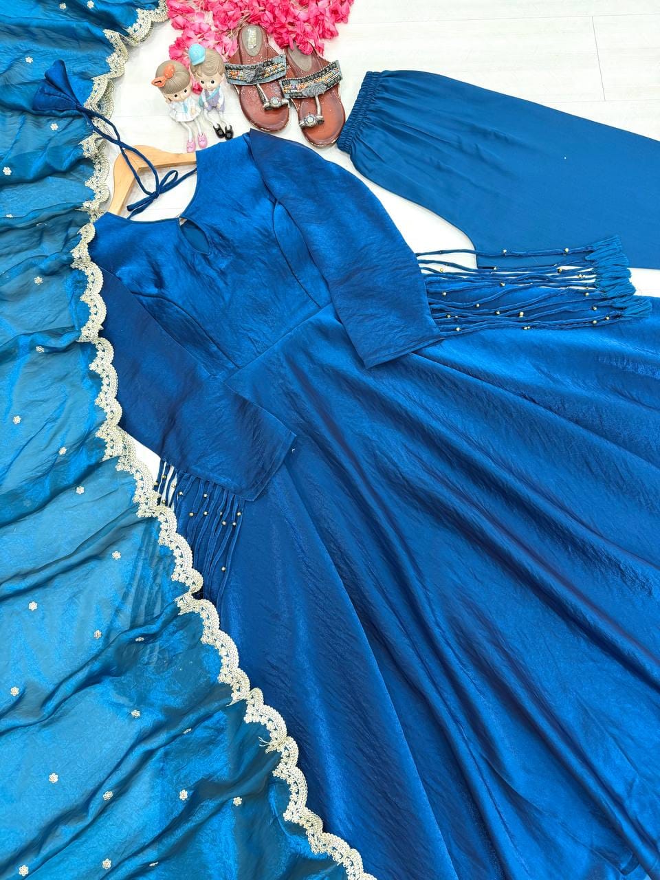 Party Wear Look Pur Fandy Crush Silk Gown,Dupatta & Bottom Set