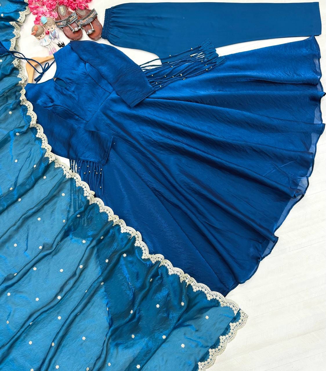 Party Wear Look Pur Fandy Crush Silk Gown,Dupatta & Bottom Set