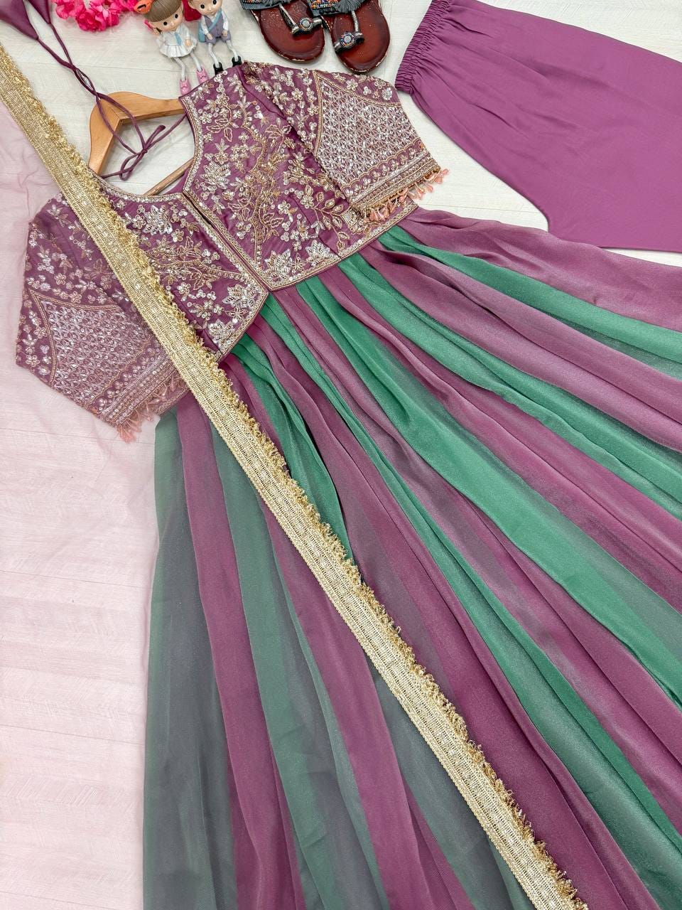 Party Wear Look Pur Nc Moss Gown,Dupatta & Bottom Set