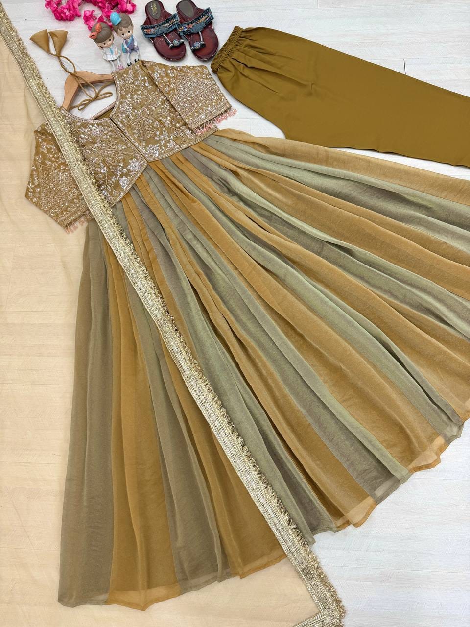 Party Wear Look Pur Nc Moss Gown,Dupatta & Bottom Set