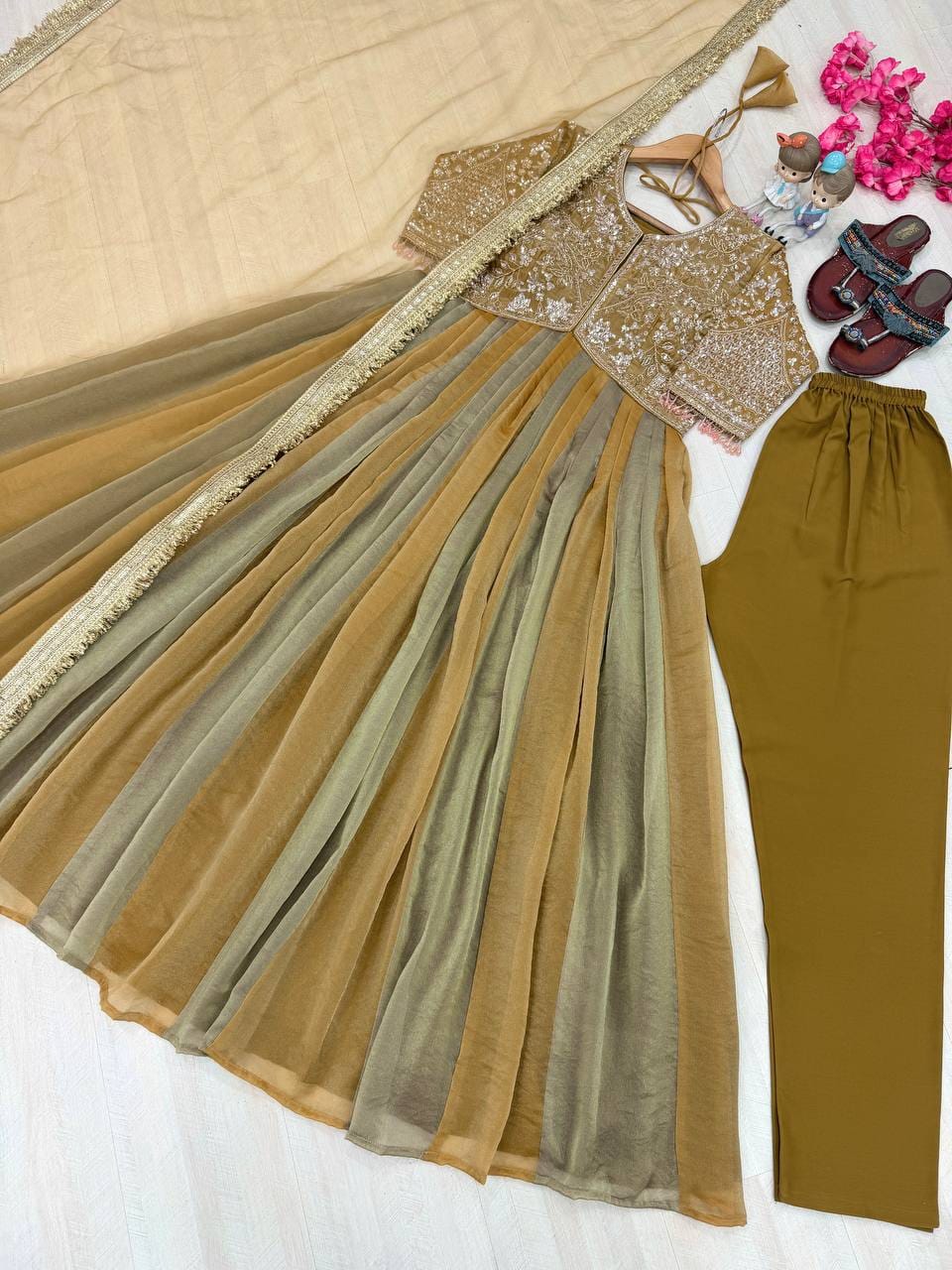 Party Wear Look Pur Nc Moss Gown,Dupatta & Bottom Set