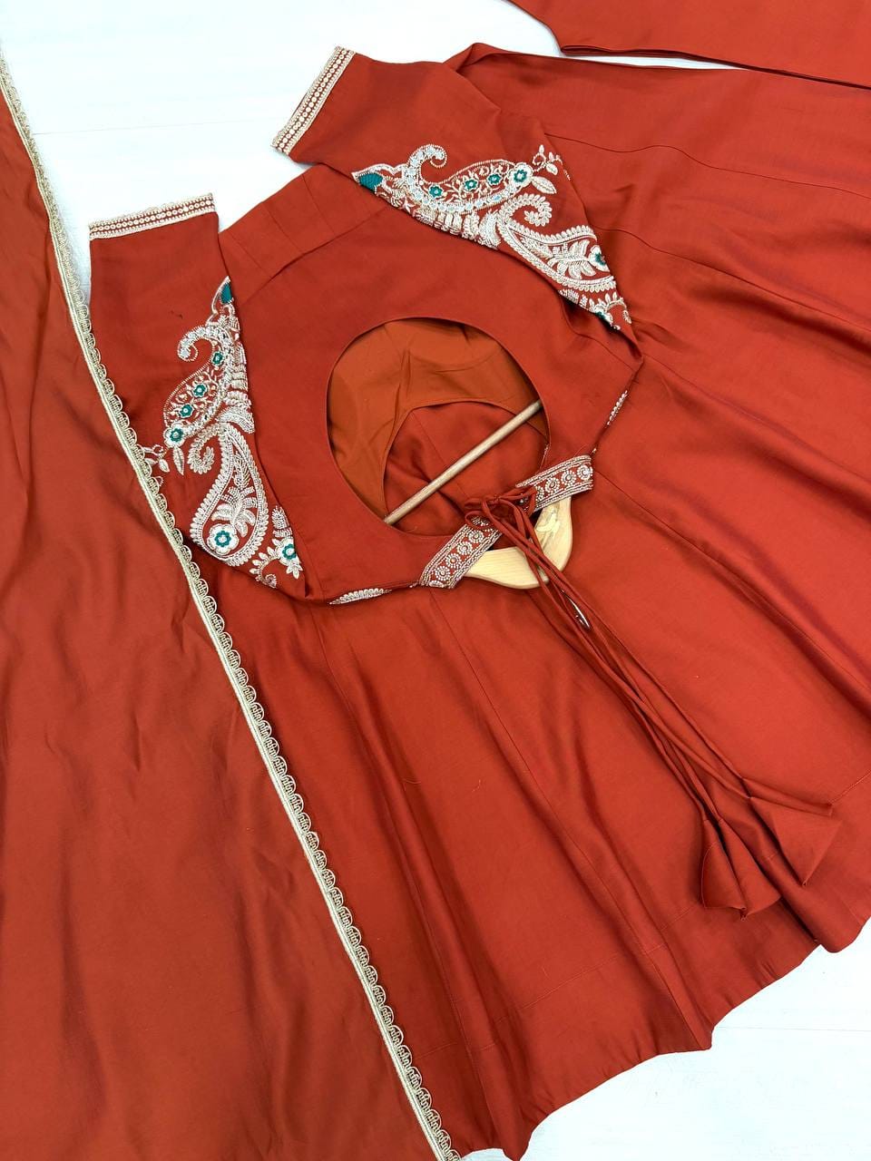 Party Wear & Festiv Look Pur Roman Silk Anarkali Gown,Dupatta & Plazzo Set